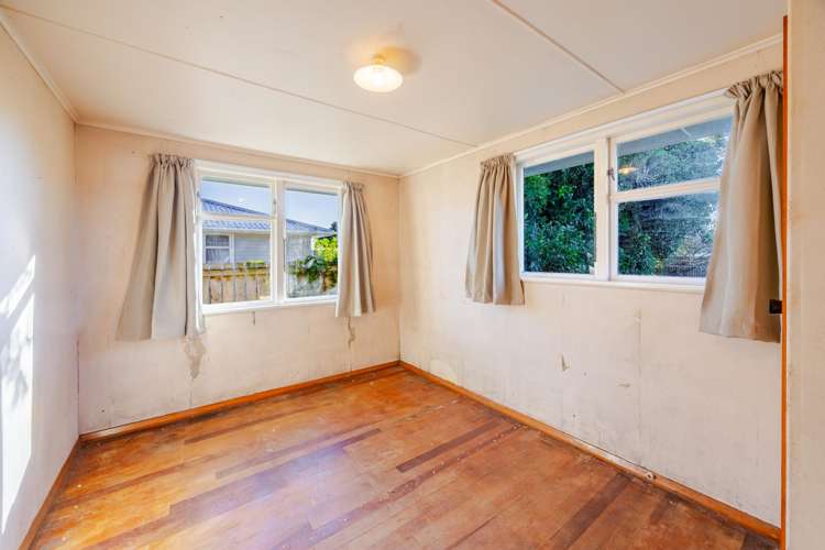 23 Curling Crescent Onekawa_6