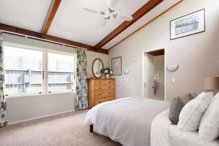 945 River Road Queenwood_18