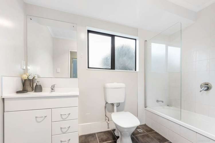 17 Derg Place East Tamaki_13