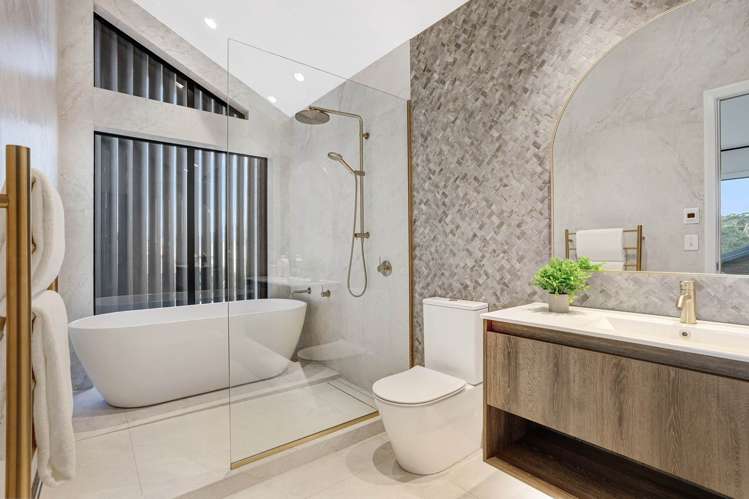 14 Kotuitui Drive Orewa_3