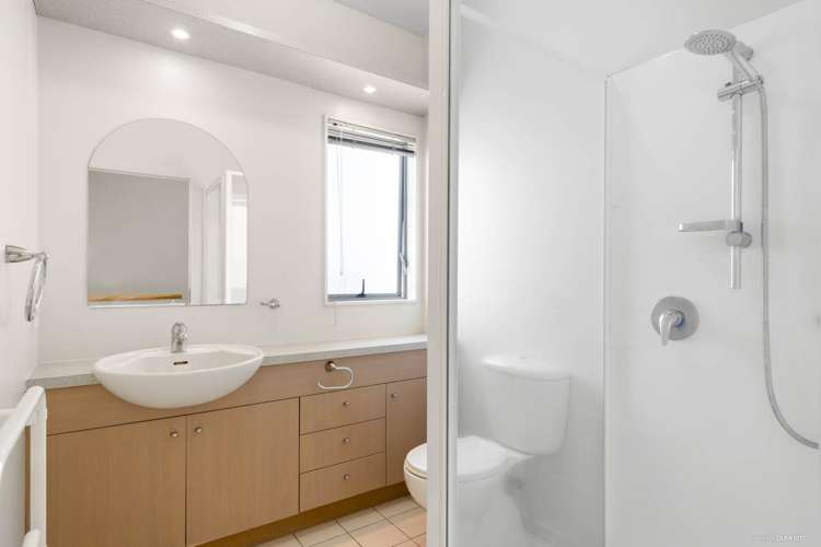 6/29 Haven Drive East Tamaki_5