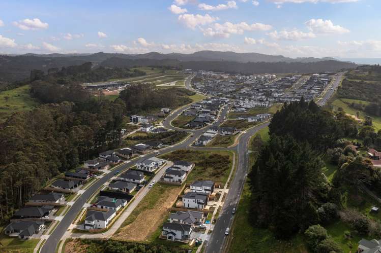 279 West Hoe Heights Orewa_15