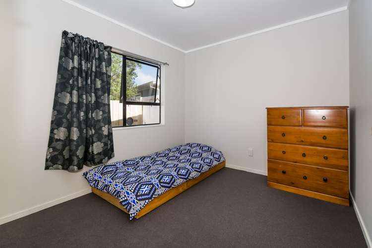 2/24 Tonar Street Northcote_15