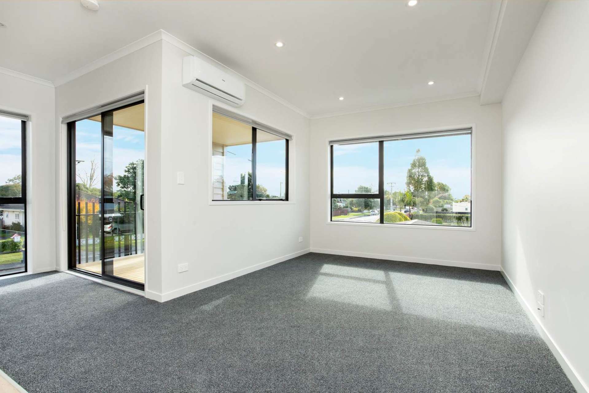 1/5 Peachgrove Road Te Atatu Peninsula_0