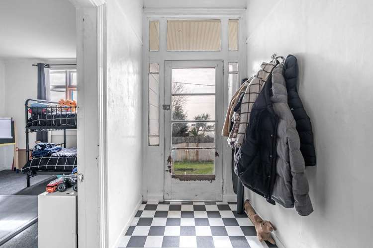 1 Ann Street Bluff_11