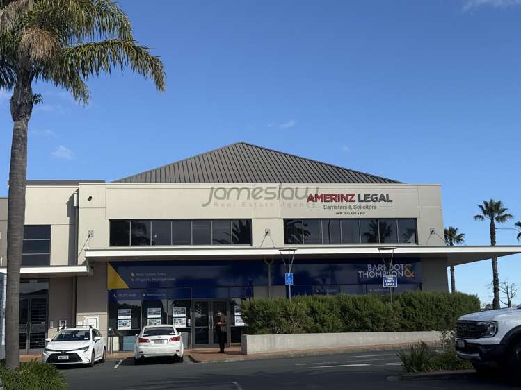 Office J/277 Te Irirangi Drive Flat Bush_11