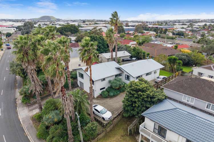 8 McLennan Road Mt Wellington_10