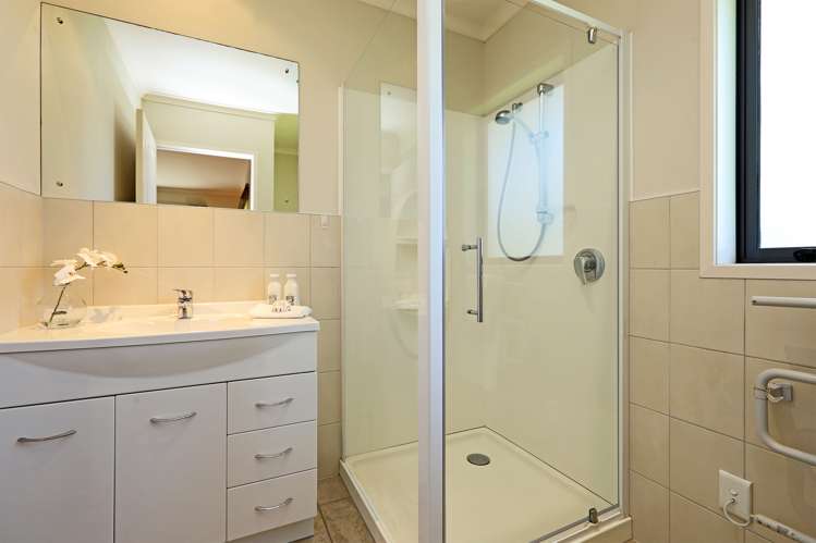 1109b Karamu Road North Mayfair_10