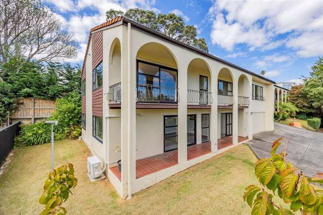 Retro Charm Meets Premier Remuera Living
