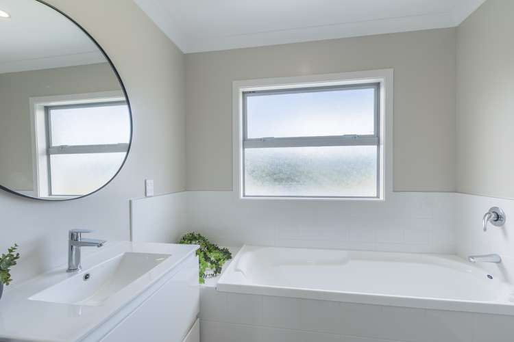 9 Catlins Glen Aotea_18