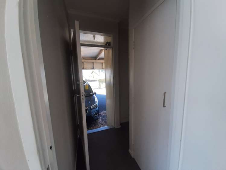 2/25 Saint Vincent Avenue Remuera_11