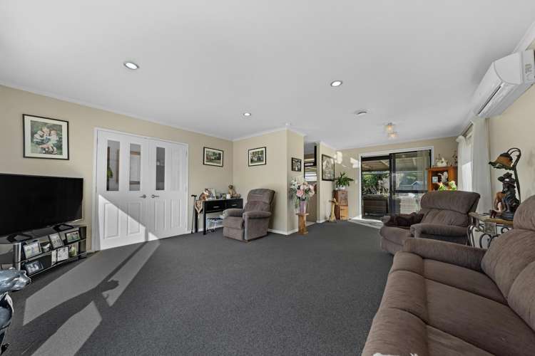27 Awaroa Stream Drive Waiuku_2