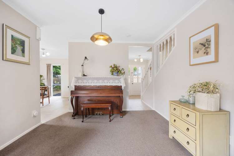 2/26 Headcorn Place Botany Downs_7