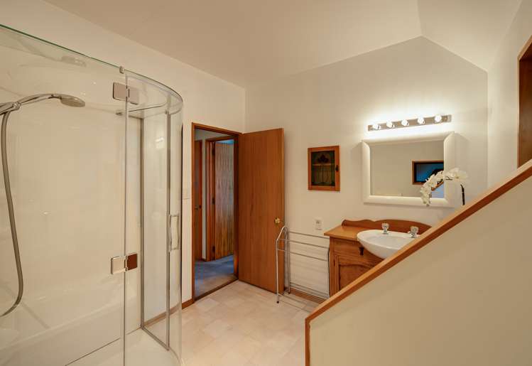 10 Lordens Place Fernhill/Sunshine Bay_14