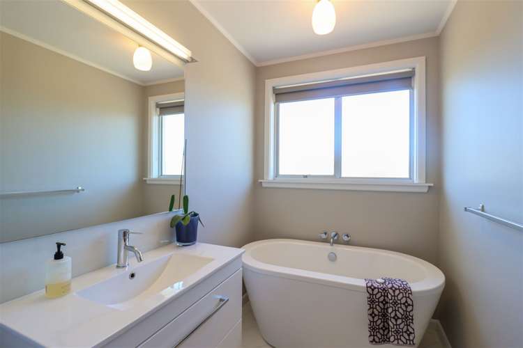 25 Pukatea Street Glenwood_10