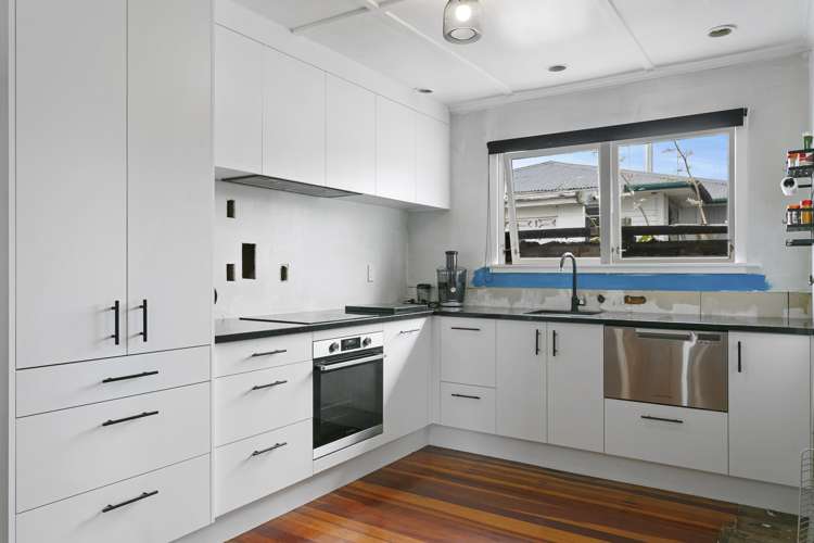 2/50 Scannell Street Taupo_9