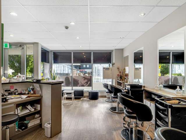 For Lease - Fully Fitted Hair Salon