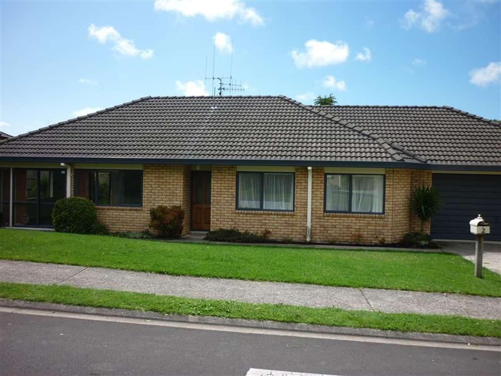 2 Glenrowan Rise Bethlehem_0