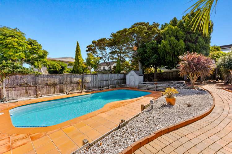 11 Katui Street Castor Bay_39