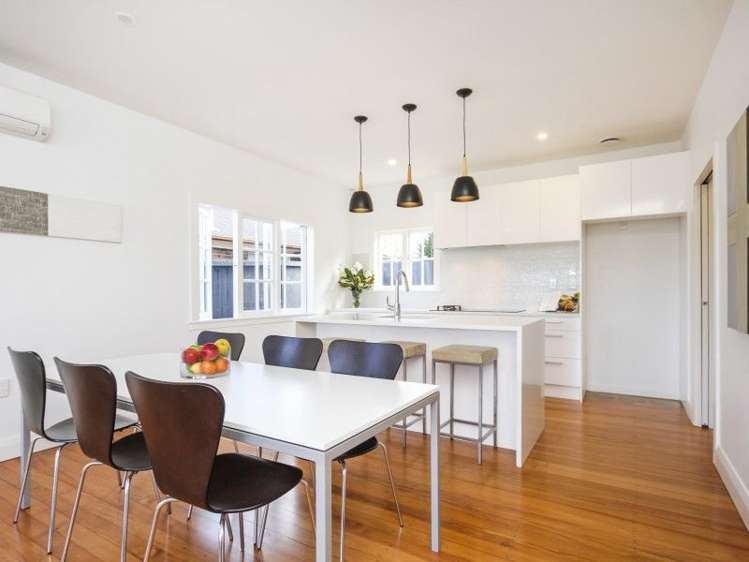 15a Montrose Street Point Chevalier_11