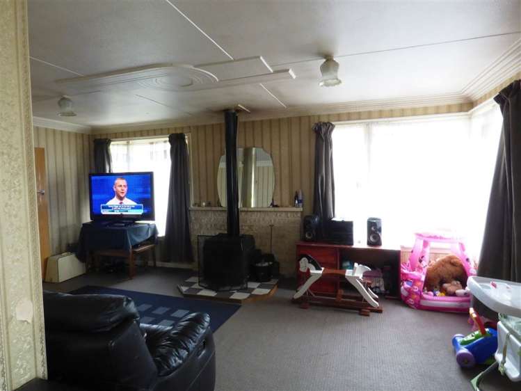 3 Main Road Clinton and Surrounds_6