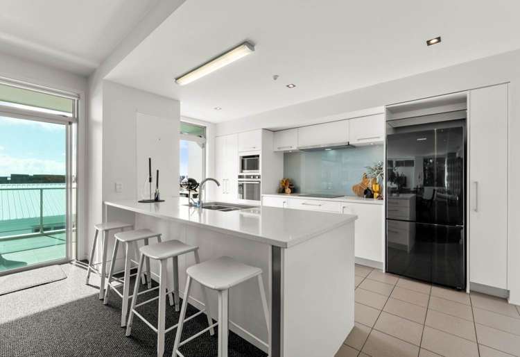 4/52 Cliff Road Tauranga Central_12