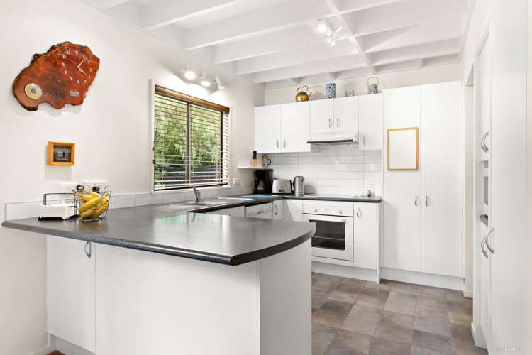 2/44 Waiau Street Torbay_5