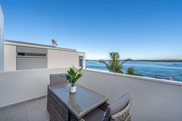 5 Bucklands Beach Road Bucklands Beach_35