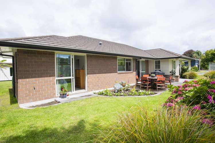 2 Sterling Park Lytton West_16