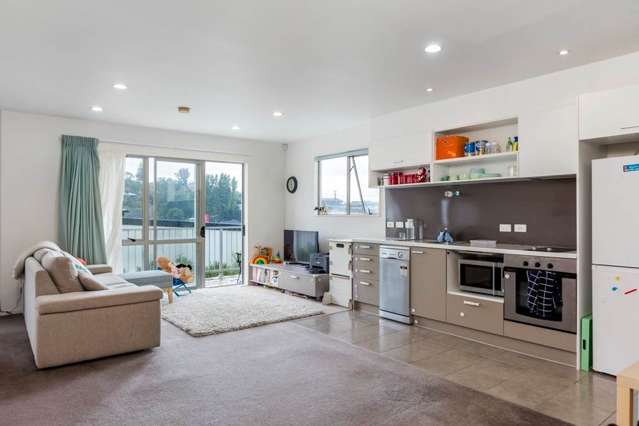 592H Whangaparaoa Road Stanmore Bay_2