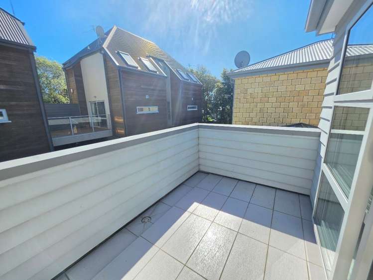 3/67 Burke Street Addington_6