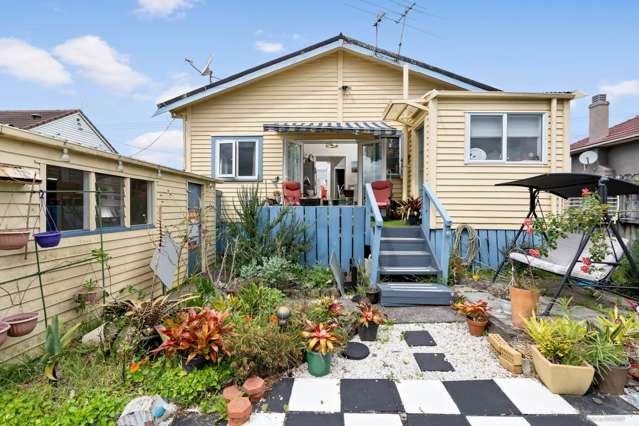 77 Astley Avenue New Lynn_3