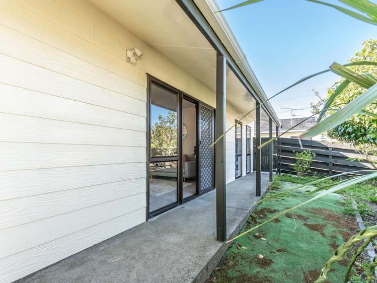 55 Beazley Avenue Paparangi_19