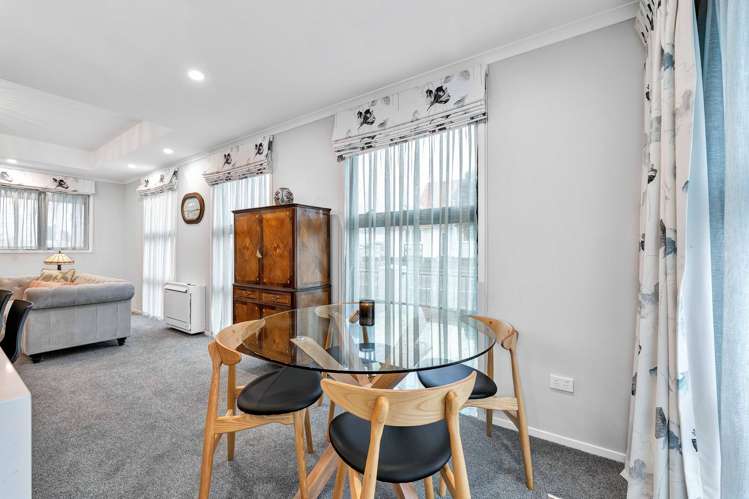 100 Argyle Street Hawera_6