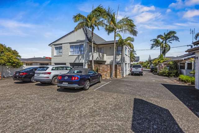 28-30 Taharoto Road Takapuna_2