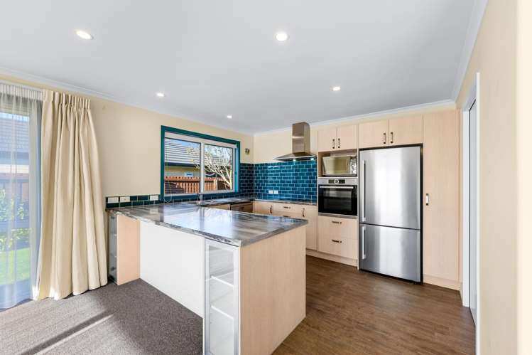 58 Te Waikare Street_4