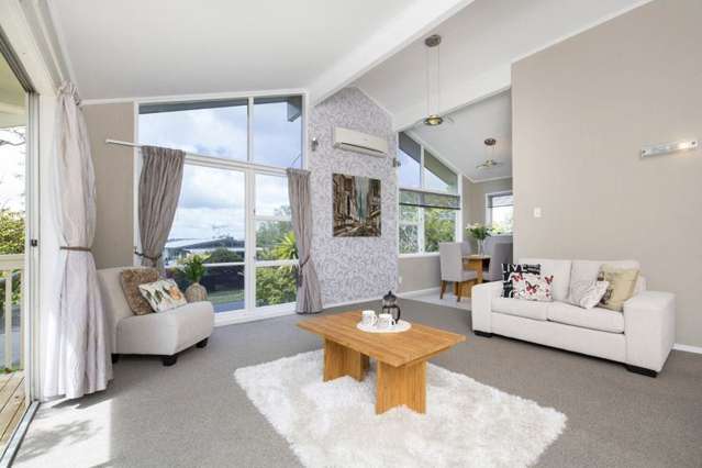 8 Portadown Avenue Pakuranga Heights_4