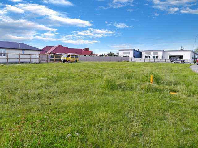 18 Lakeland Avenue Twizel_3