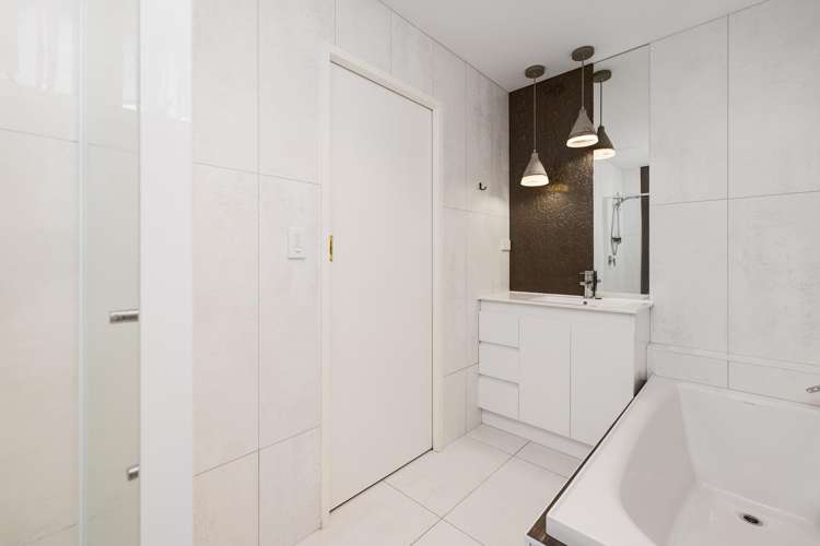 3 Heron Avenue Matua_24