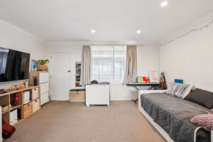 3/117 Astley Avenue_0