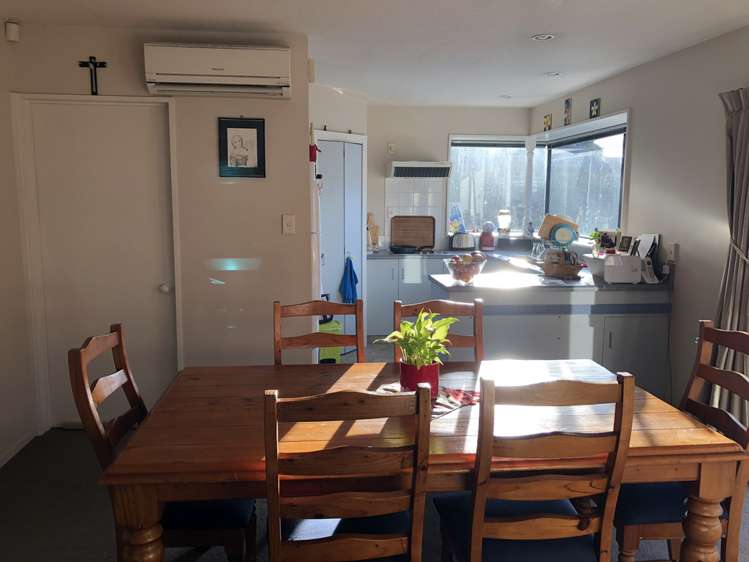 2/5 Murfitt Place Sockburn_6