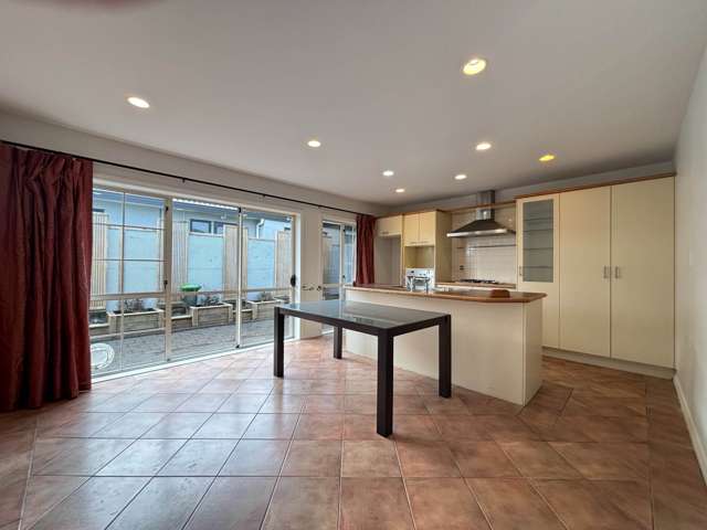 1/16 Glanworth Place Dannemora_2