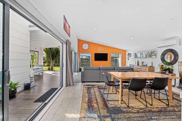 6 Fred Carr Place One Tree Point_3