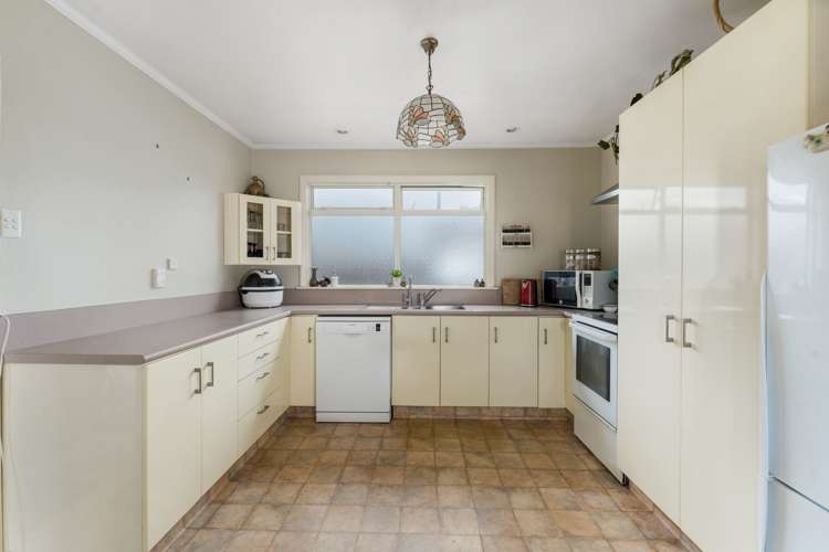 1/5 Ngaio Street Stoke_6