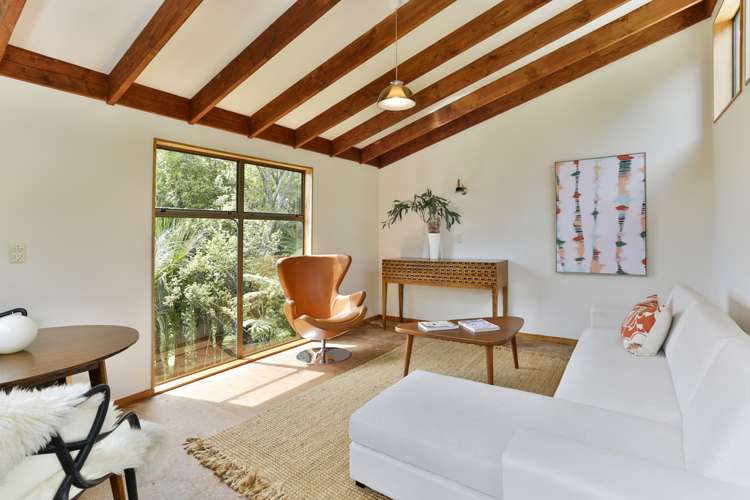 14 North Way Titirangi_15