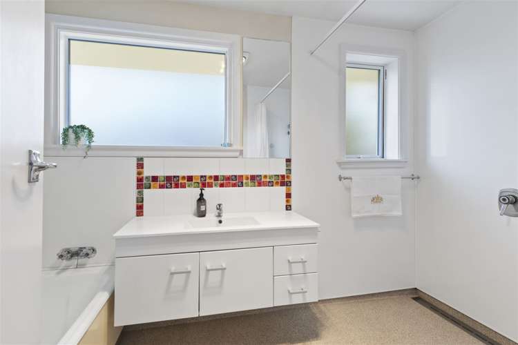 6 Dulles Place Papanui_12