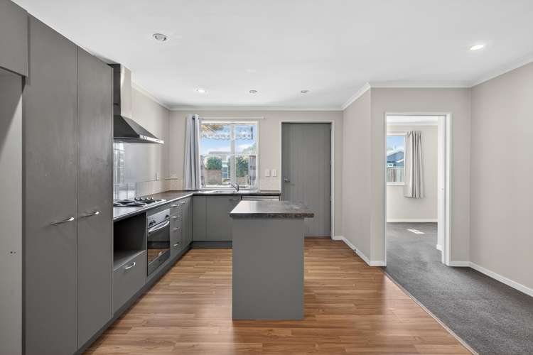 1/690 Ferry Road Woolston_2