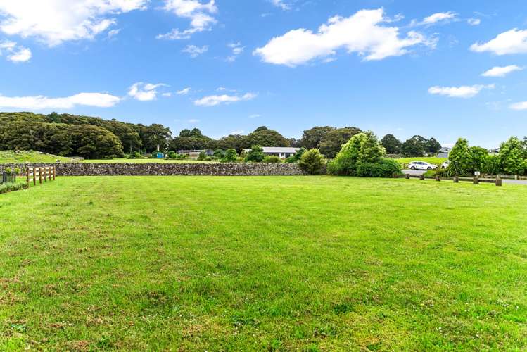 2 Pennyroyal Place Te Kamo_12