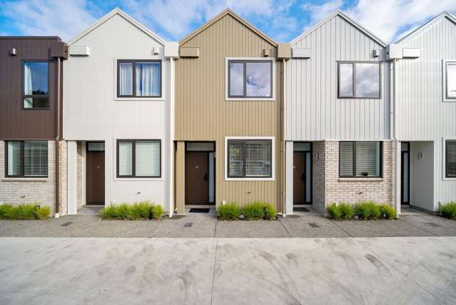 Brand New. Superb Location. Priced to Sell Now.
