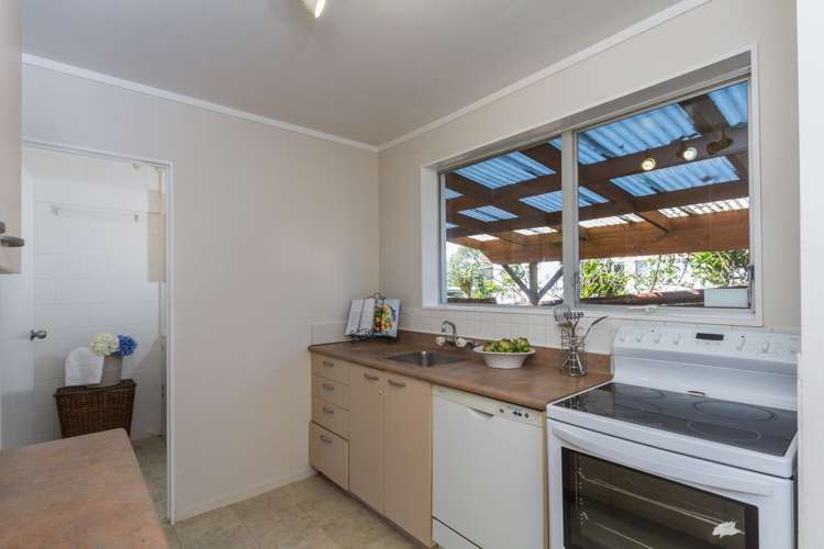 4/79 West Coast Road Glen Eden_8